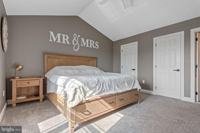 45 STONY RUN WAY, York, PA 17406