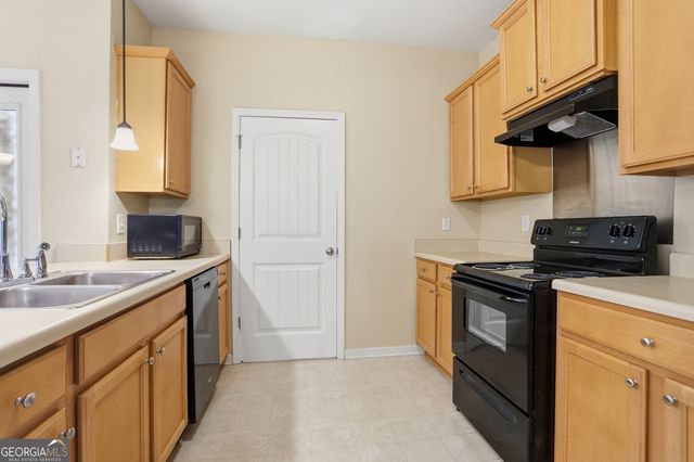 16 Thomas Court NW, Cartersville, GA 30121