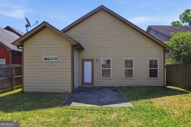 16 Thomas Court NW, Cartersville, GA 30121
