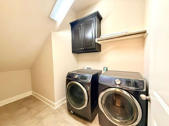 6704 Castillo Street, Irving, TX 75039