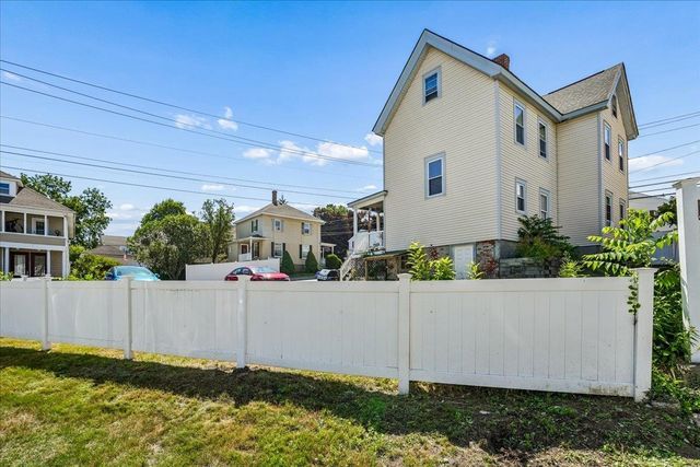 384 Bridge Street, Manchester, NH 03104