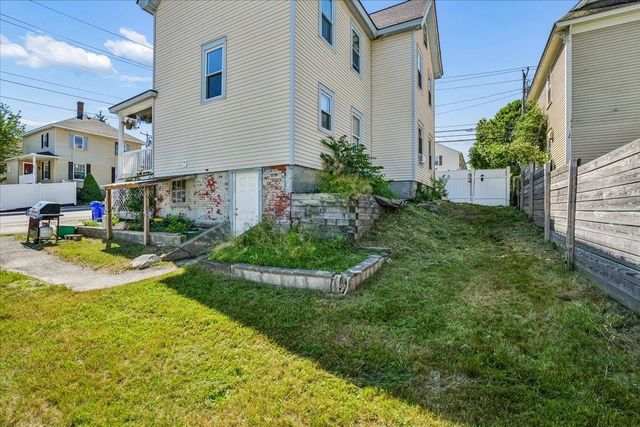 384 Bridge Street, Manchester, NH 03104