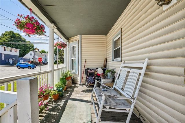 384 Bridge Street, Manchester, NH 03104