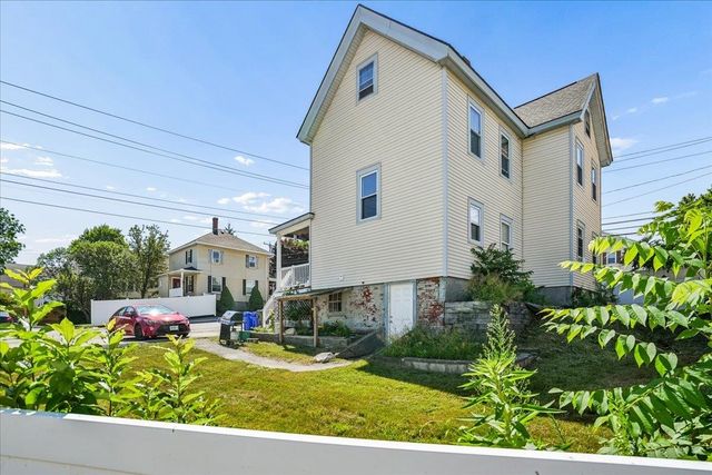384 Bridge Street, Manchester, NH 03104