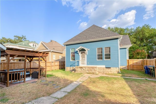 701 N 18th Street, Fort Smith, AR 72901
