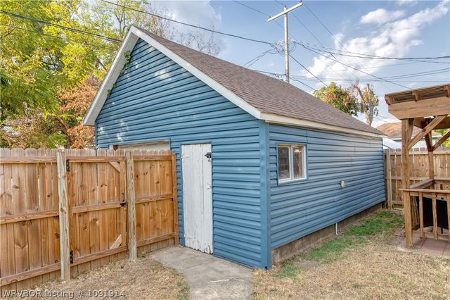701 N 18th Street, Fort Smith, AR 72901