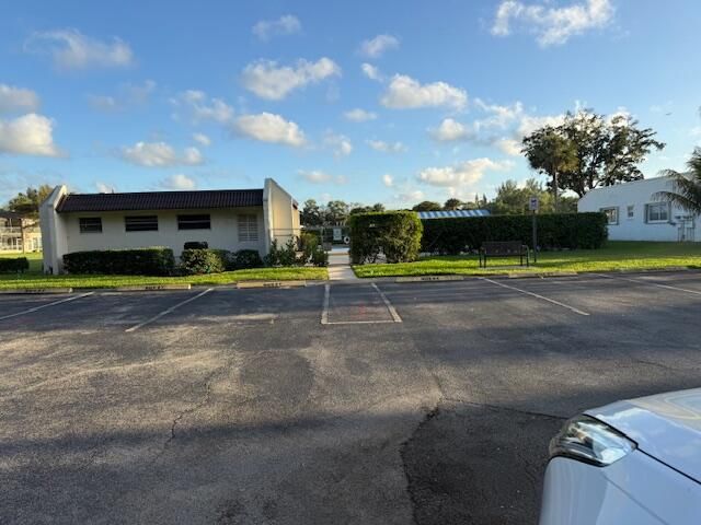 222 Lake Constance Drive, West Palm Beach, FL 33411