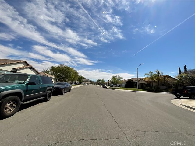 31832 Granville Drive, Winchester, CA 92596