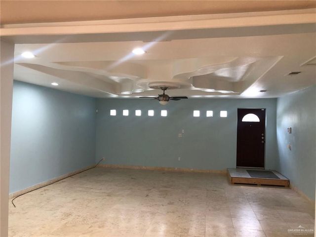 400 Jackson Avenue W, Mcallen, TX 78501