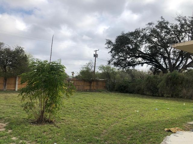 400 Jackson Avenue W, Mcallen, TX 78501