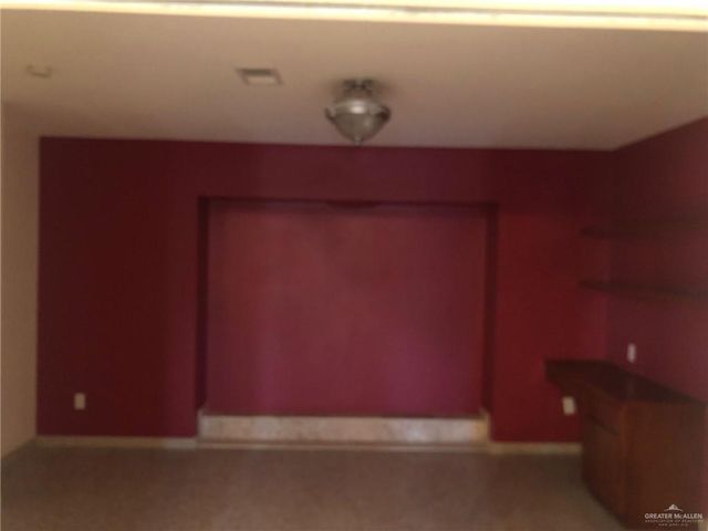 400 Jackson Avenue W, Mcallen, TX 78501