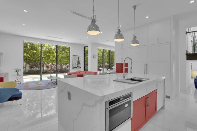 234 NE 4th Street, Boca Raton, FL 33432