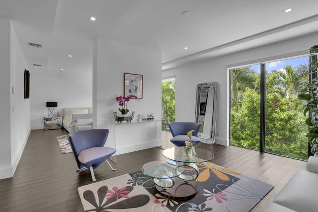 234 NE 4th Street, Boca Raton, FL 33432