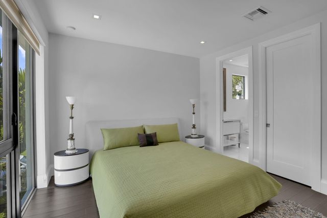 234 NE 4th Street, Boca Raton, FL 33432