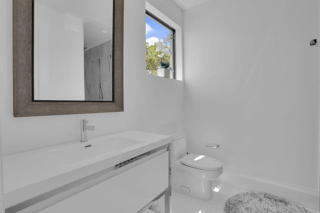 234 NE 4th Street, Boca Raton, FL 33432