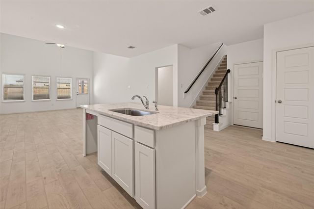 2219 Port Jackson Drive, Texas City, TX 77568