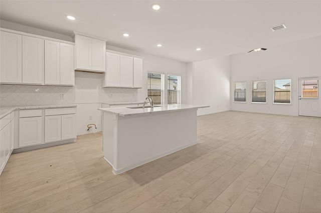 2219 Port Jackson Drive, Texas City, TX 77568