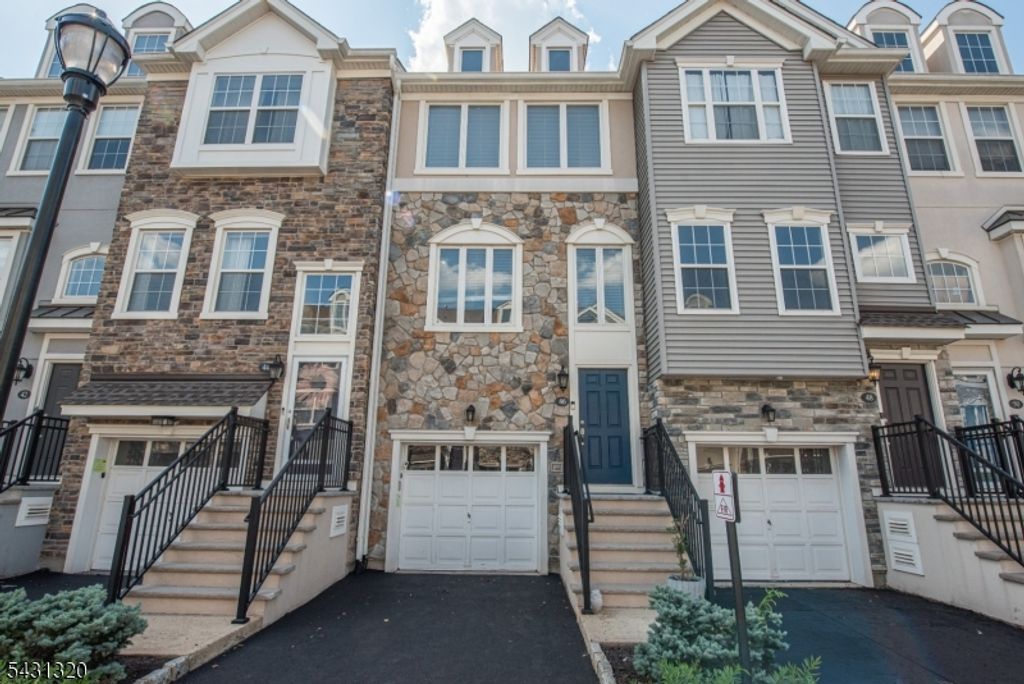 46 Devonshire Dr, Clifton City, NJ 07013 — exterior