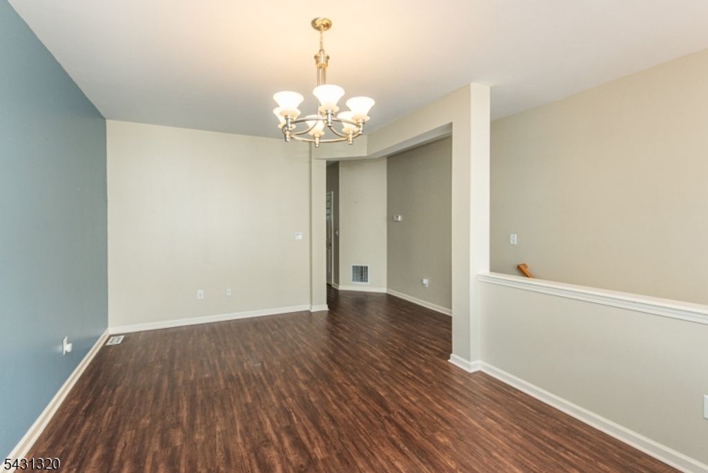46 Devonshire Dr, Clifton City, NJ 07013 — photo 4