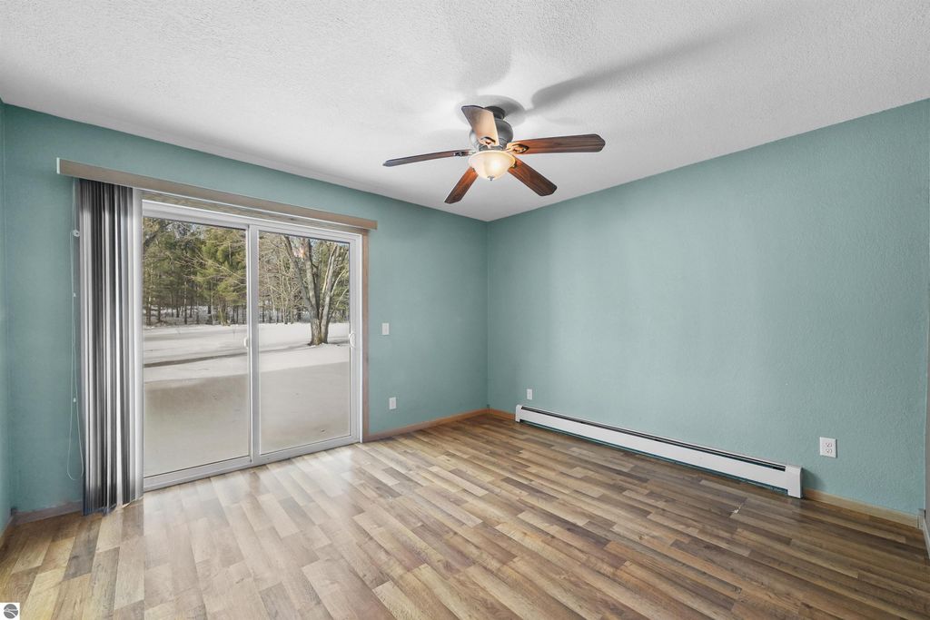 Image 22 of property listing at 6655 E 26 1/4 Road, Cadillac, MI 49601