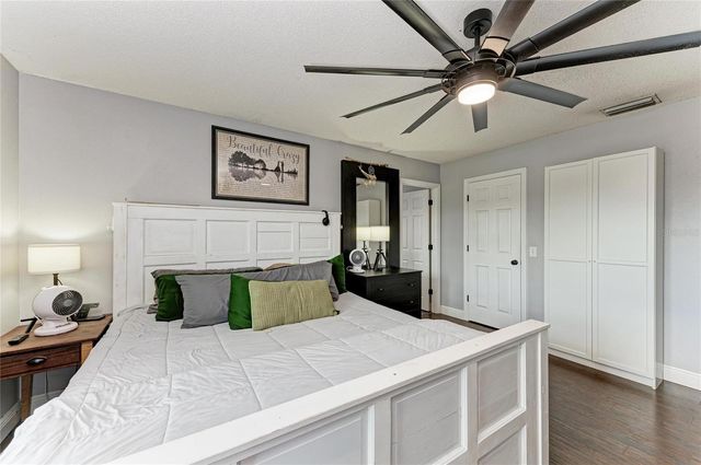 11809 SHREWSBURY LANE, Parrish, FL 34219