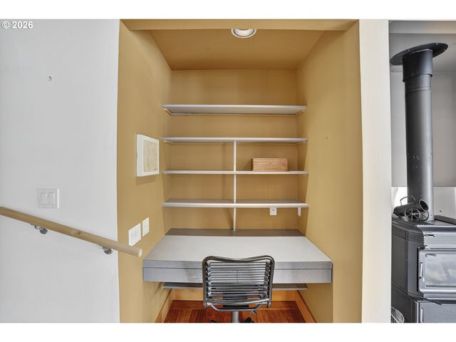 100 Se Harney St 14, Portland, OR 97202