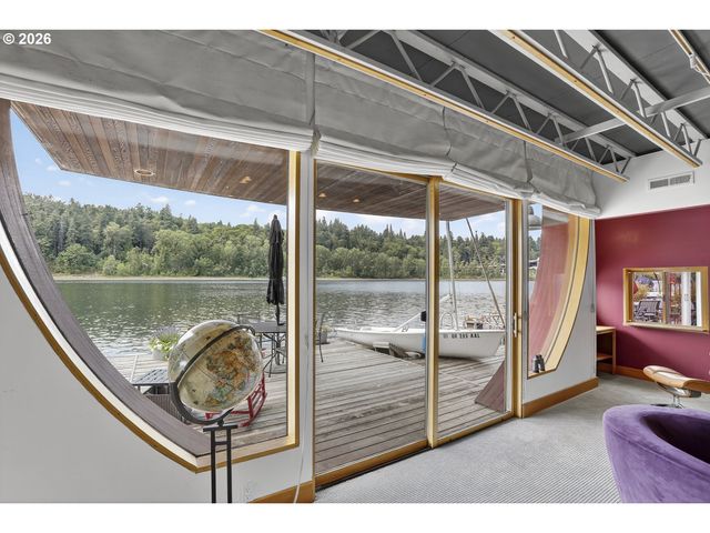 100 Se Harney St 14, Portland, OR 97202