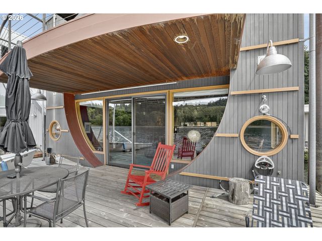 100 Se Harney St 14, Portland, OR 97202