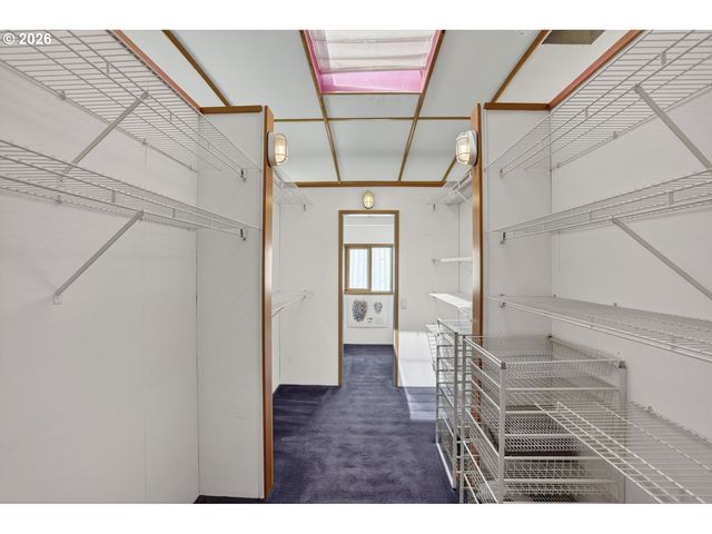 100 Se Harney St 14, Portland, OR 97202