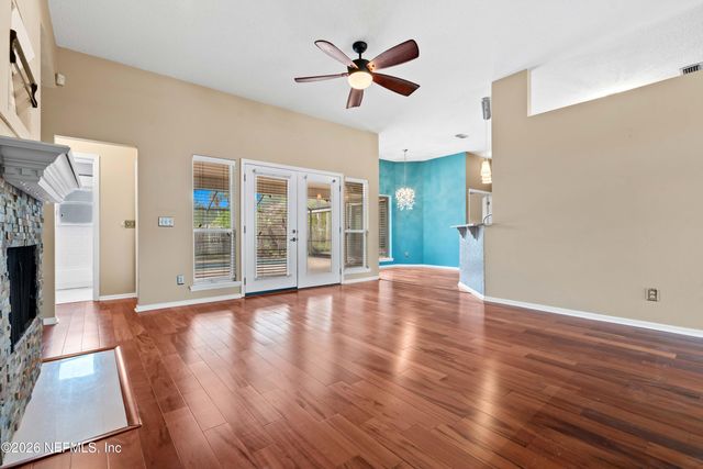 5562 ALDEN BRIDGE Drive, Jacksonville, FL 32258