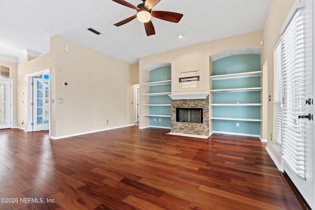 5562 ALDEN BRIDGE Drive, Jacksonville, FL 32258