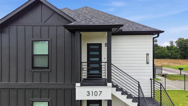 3107 Grassmere Street B, Houston, TX 77051