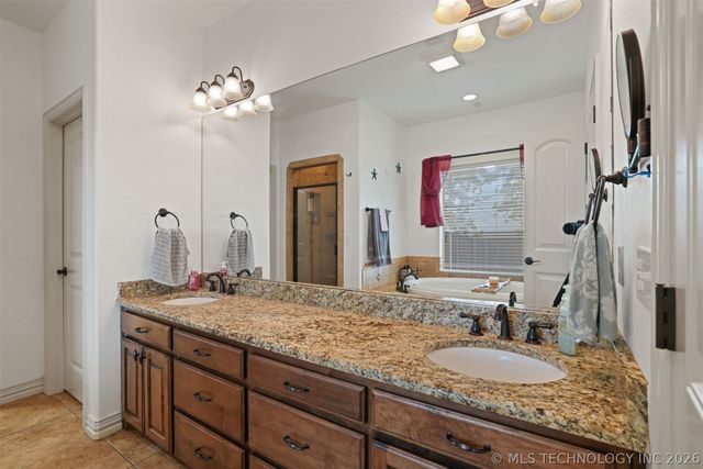 56 Greens Road, Durant, OK 74701