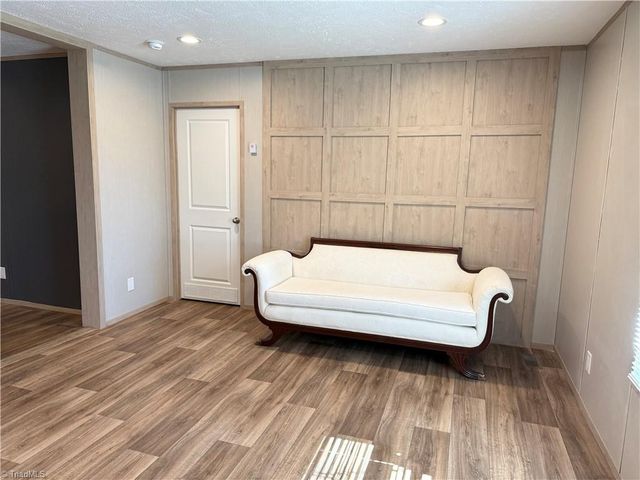 2317 Elbon Drive, Winston-salem, NC 27105