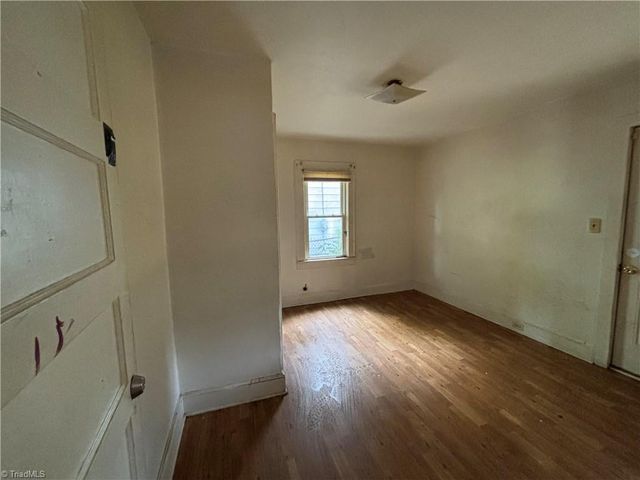 2709 Bon Air Avenue, Winston-salem, NC 27105