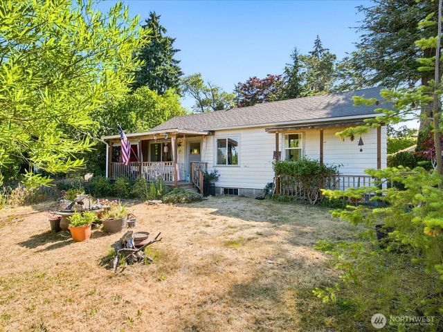 2715 50th Avenue SW, Seattle, WA 98116