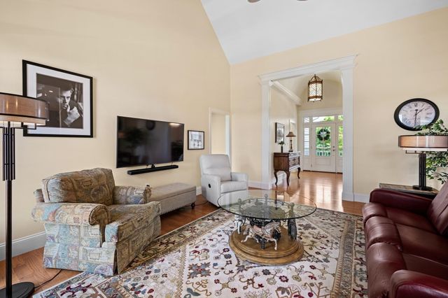7 Sullivan's Court, West Newbury, MA 01985