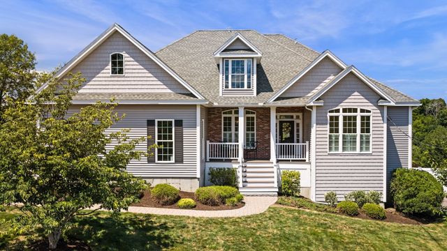 7 Sullivan's Court, West Newbury, MA 01985