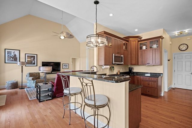7 Sullivan's Court, West Newbury, MA 01985