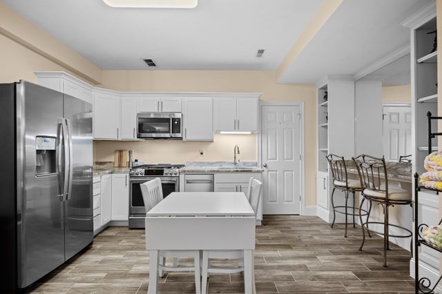 7 Sullivan's Court, West Newbury, MA 01985