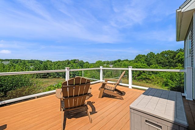 7 Sullivan's Court, West Newbury, MA 01985