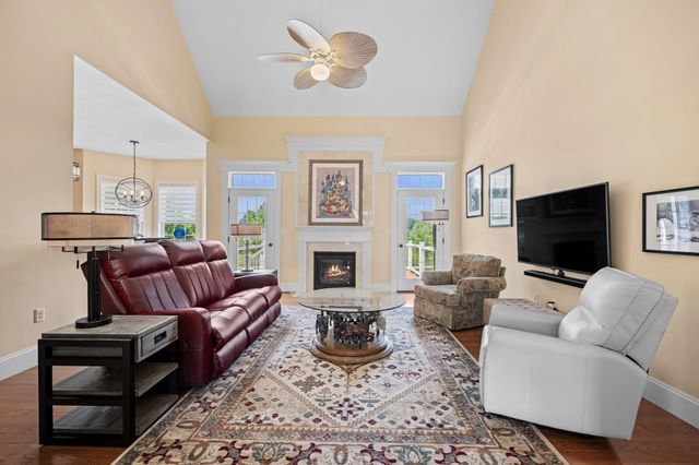 7 Sullivan's Court, West Newbury, MA 01985