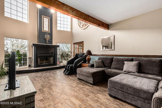 15850 N Razorback Ridge Trail, Tucson, AZ 85739