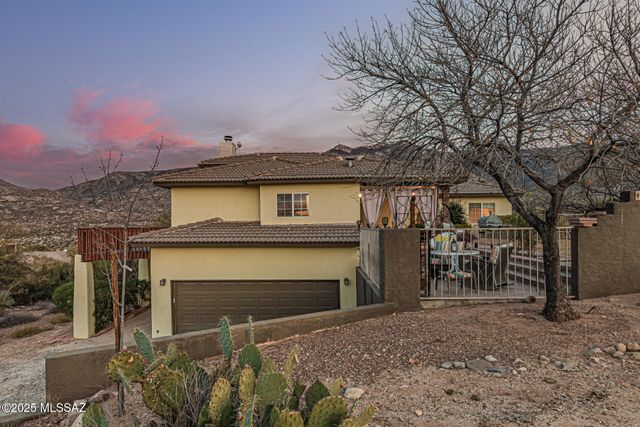 15850 N Razorback Ridge Trail, Tucson, AZ 85739