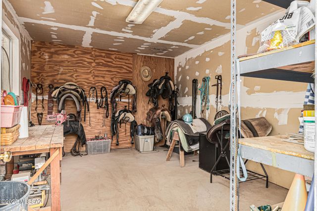 15850 N Razorback Ridge Trail, Tucson, AZ 85739