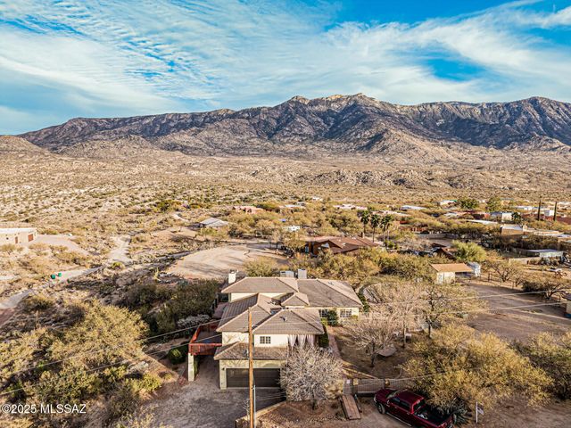 15850 N Razorback Ridge Trail, Tucson, AZ 85739