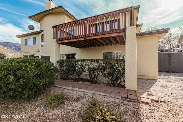 15850 N Razorback Ridge Trail, Tucson, AZ 85739