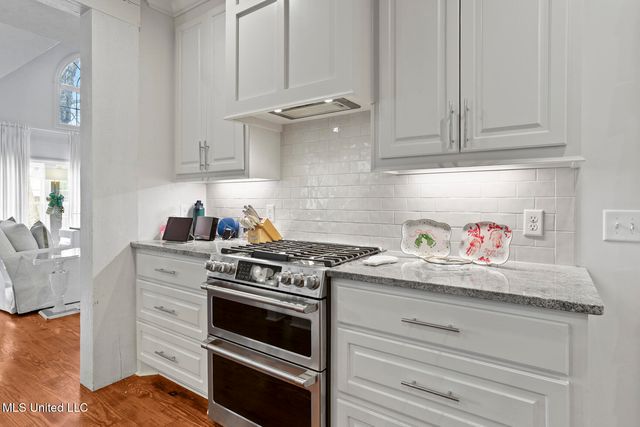 712 S Chickasaw Drive, Flowood, MS 39232