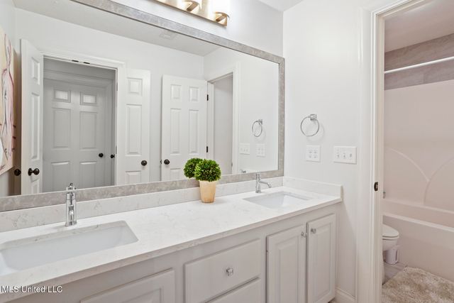 712 S Chickasaw Drive, Flowood, MS 39232