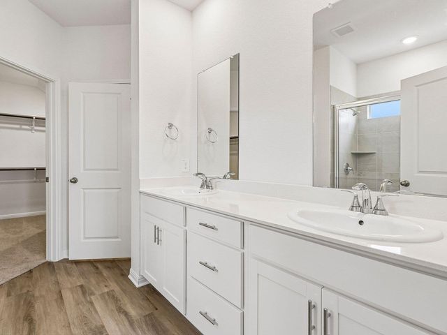 111 Limestone Creek WAY, Kyle, TX 78640